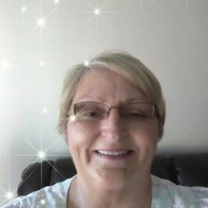 Meet your Posher, Denise